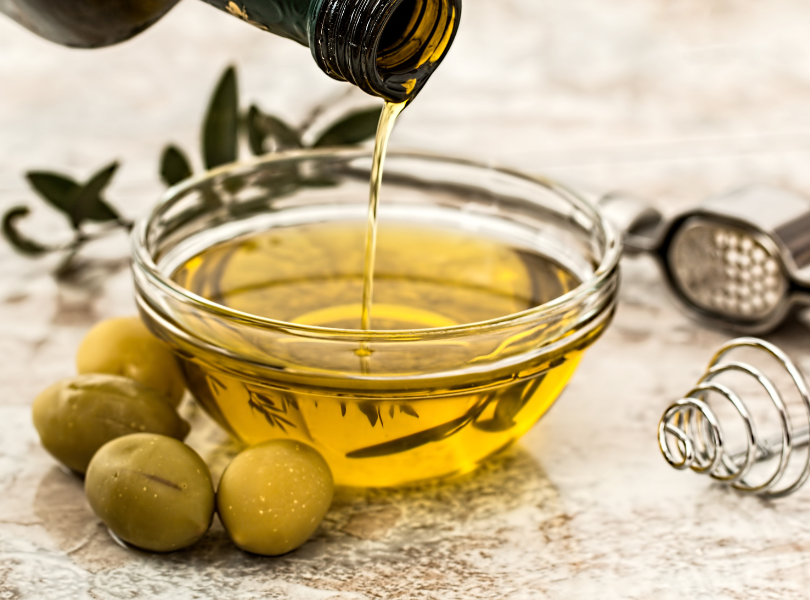 MONOUNSATURATED FATS: TWO TIPS, TONS OF FLAVOR