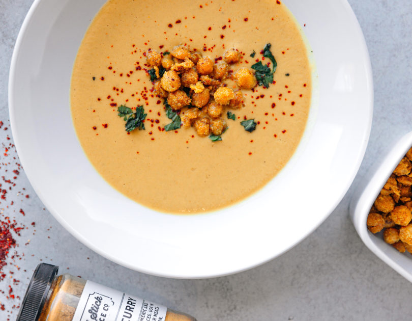 Roasted Cauliflower Curry Soup with Crispy Chickpeas