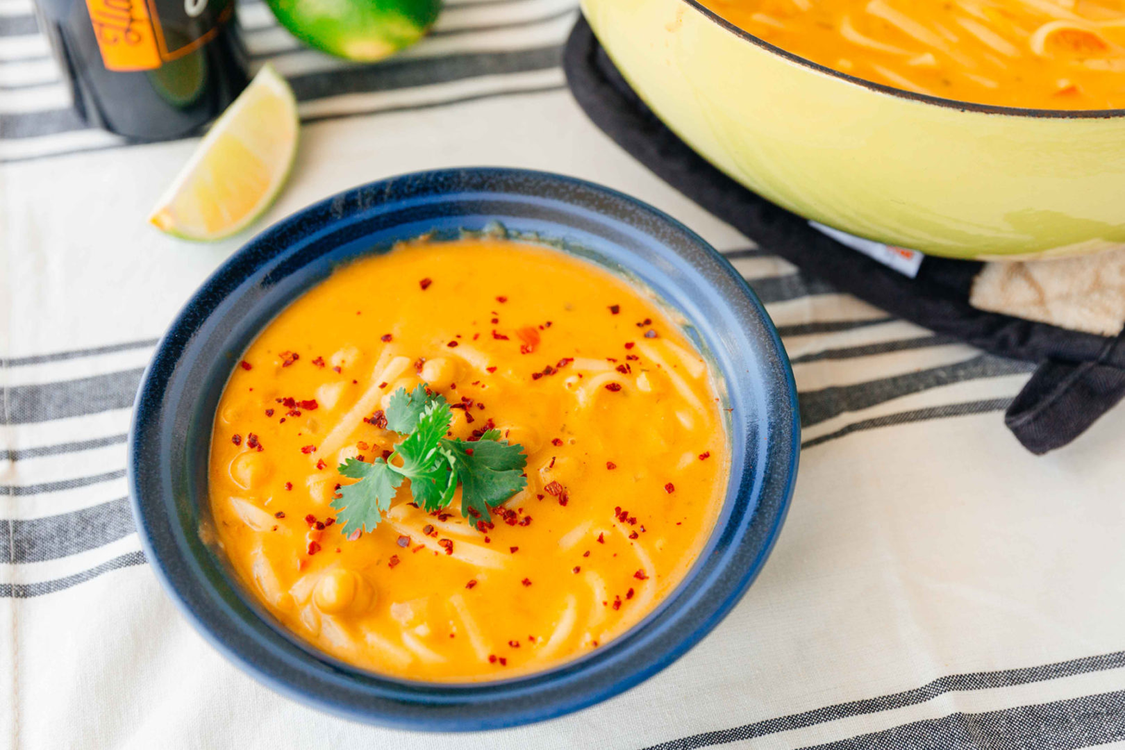 vegan thai curry noodle soup