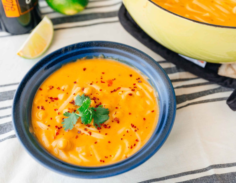 vegan thai curry noodle soup