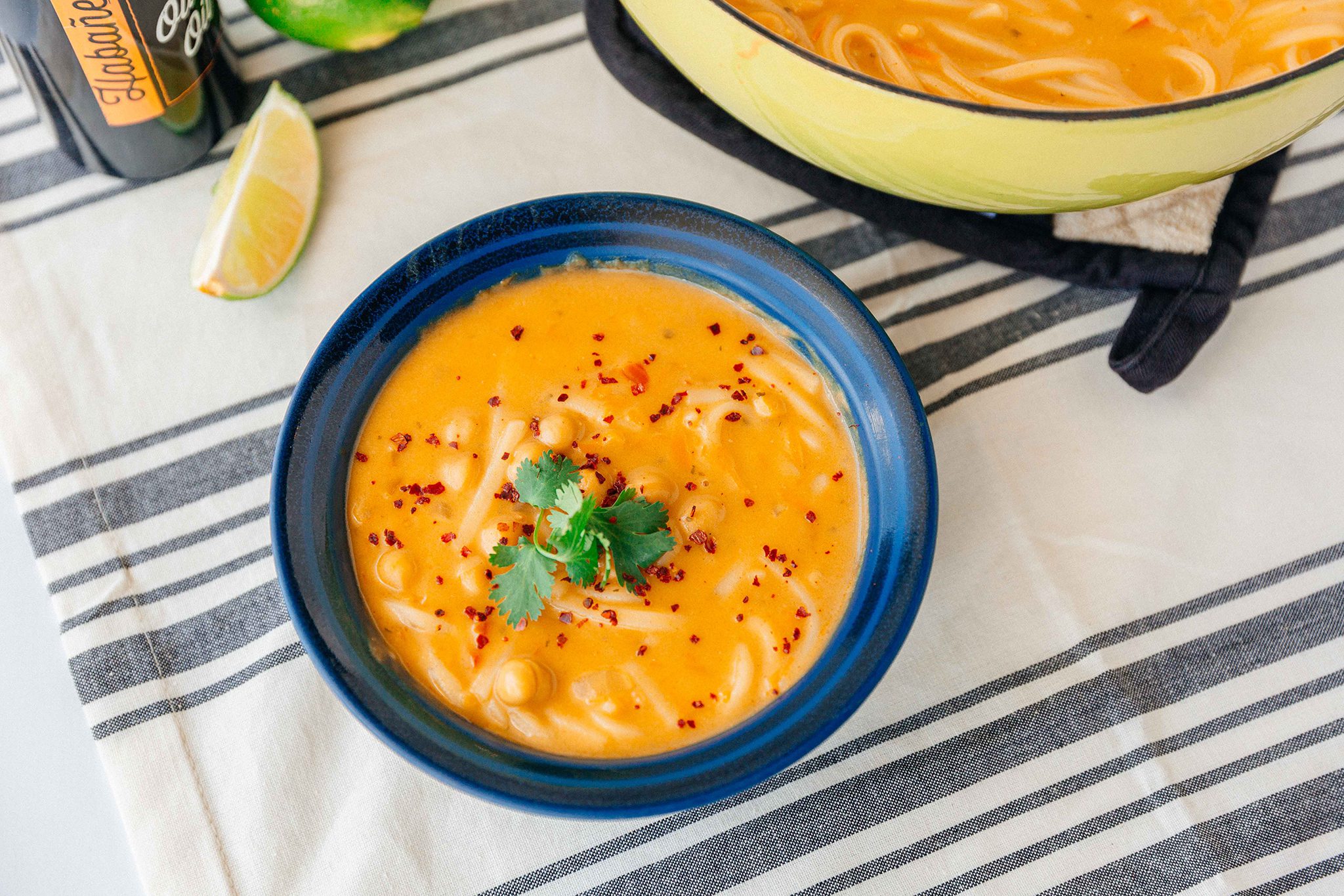 vegan thai curry noodle soup