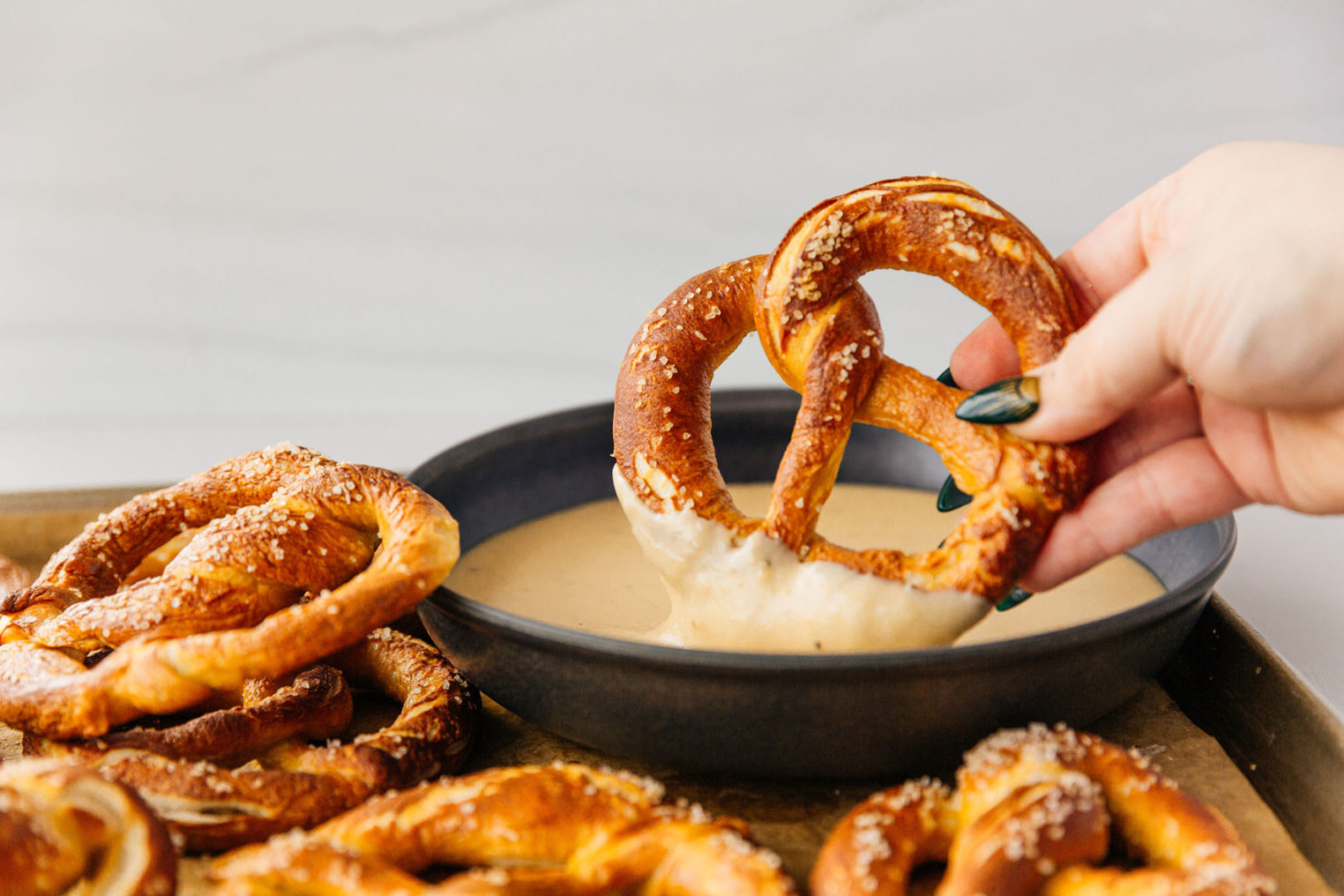HOMEMADE PRETZELS WITH BEER CHEESE