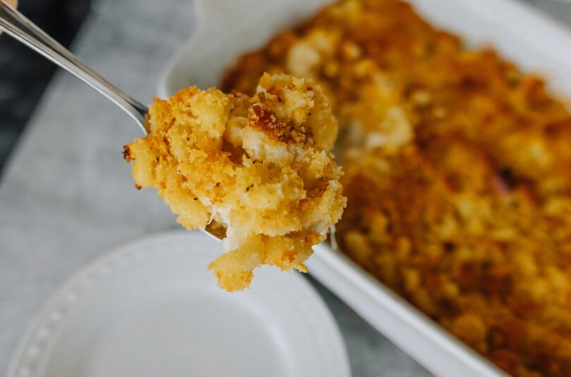 INA’S OVERNIGHT MAC & CHEESE