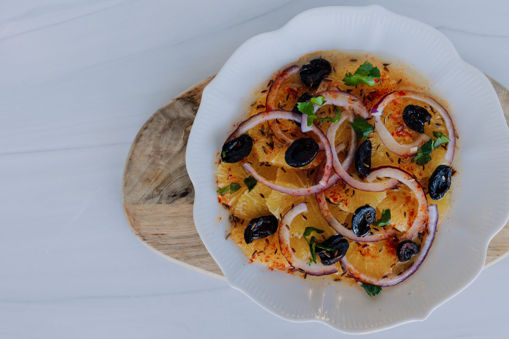 ORANGE SALAD WITH RED ONIONS & OLIVES