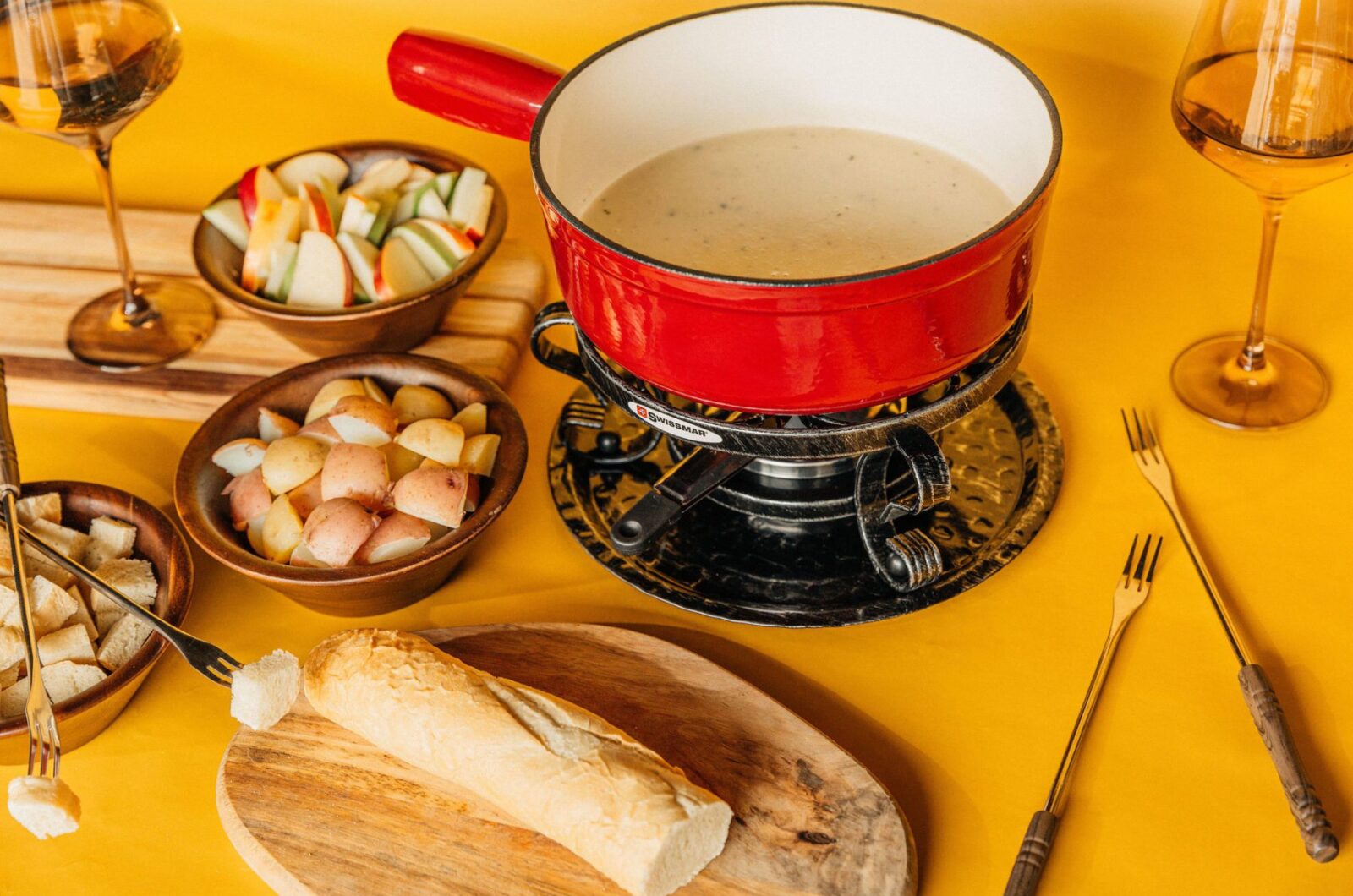 CHEESE FONDUE WITH FRENCH MUSTARD & HERBS