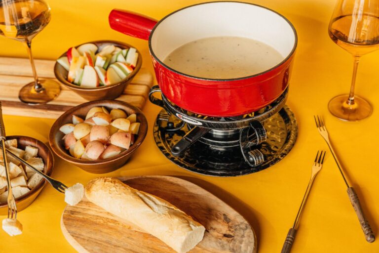 CheeseFondue-6-e1666571764702