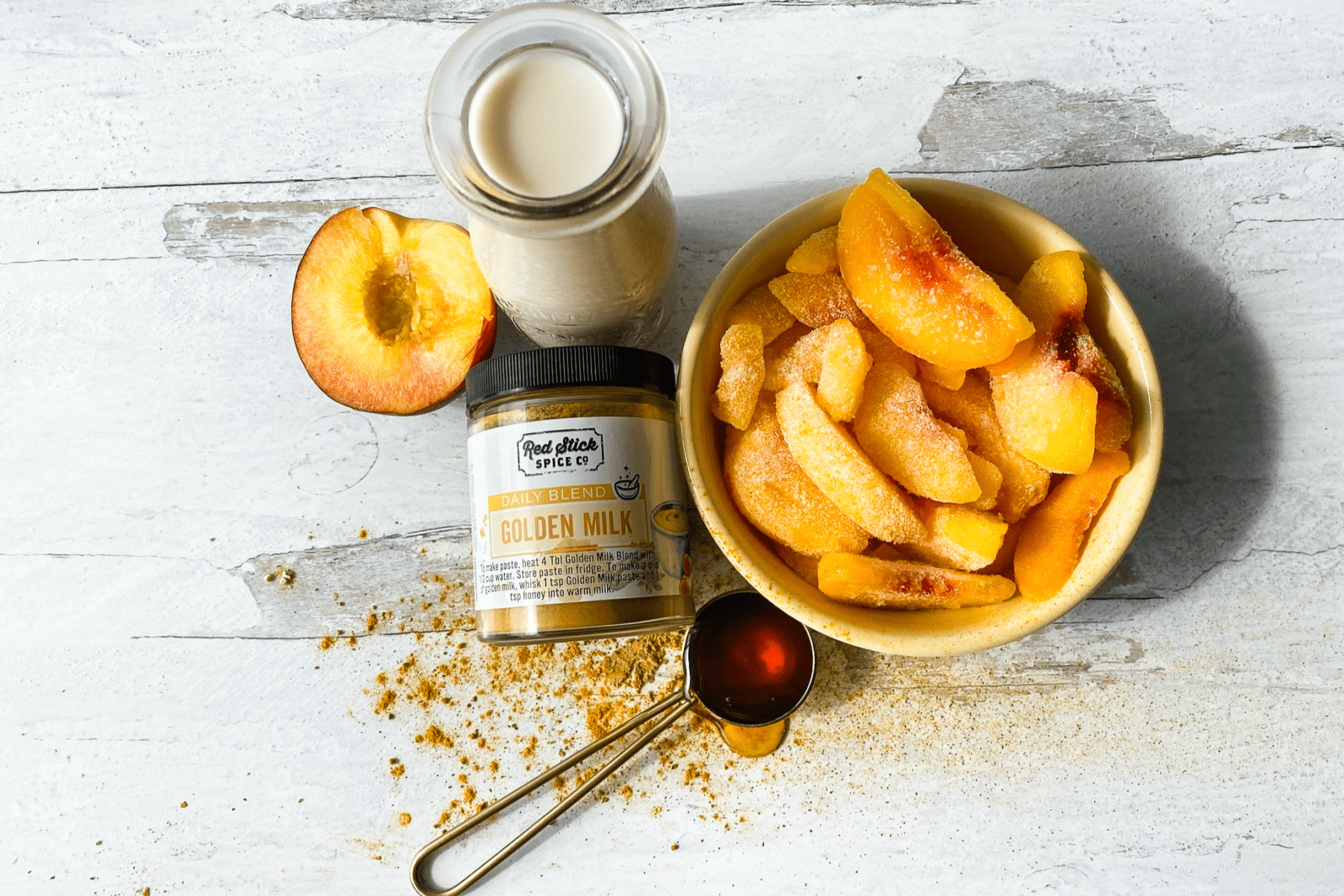 GOLDEN MILK PEACH SMOOTHIE Recipe | Red Stick Spice