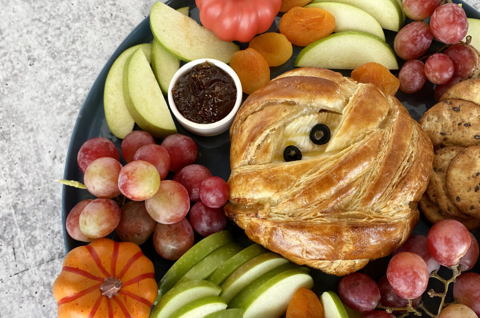 MUMMIFIED BAKED BRIE WITH PEPPER JELLY