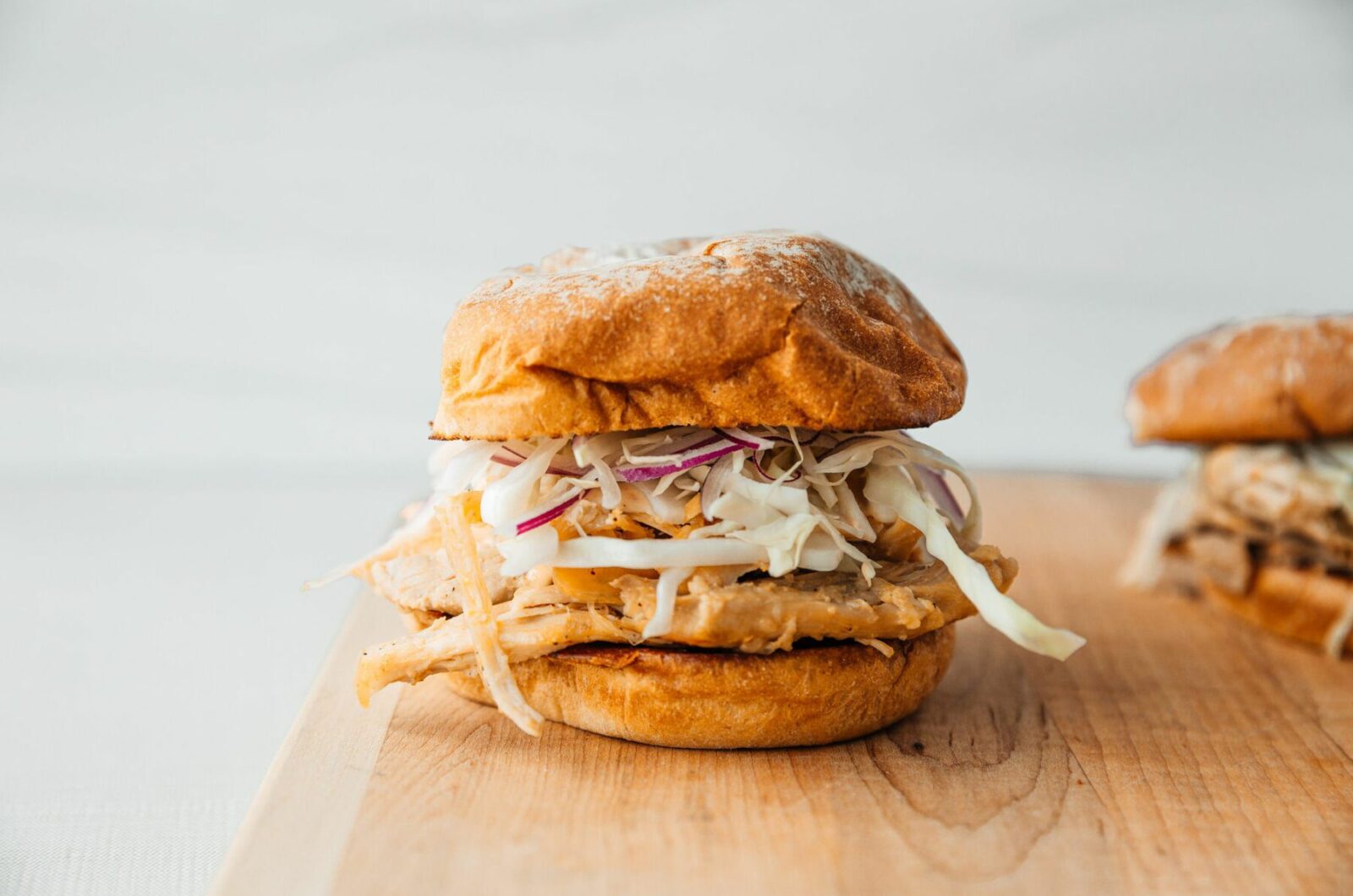 PULLED CHICKEN SANDWICHES WITH ALABAMA SAUCE