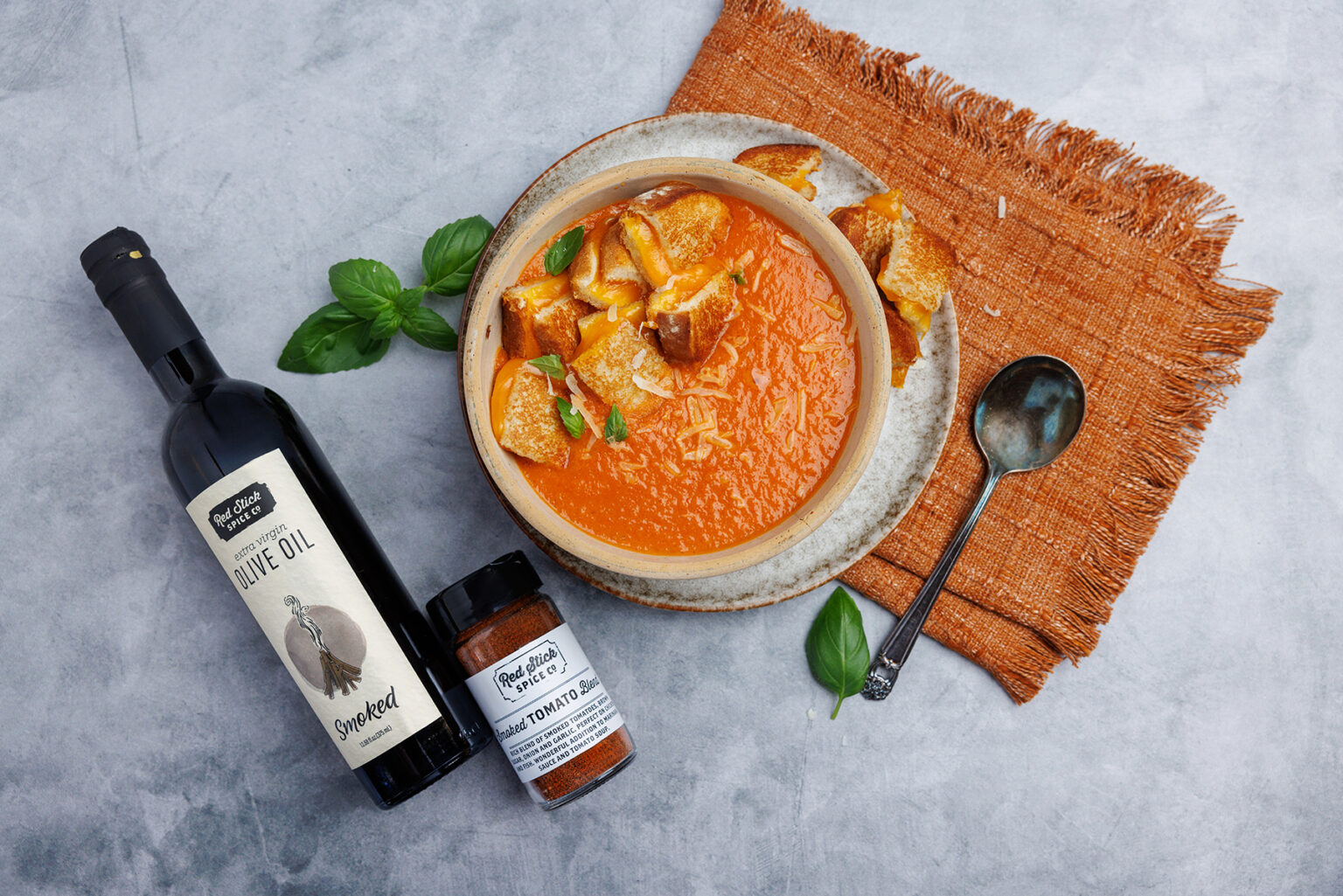 TOMATO SOUP WITH GRILLED CHEESE CROUTONS