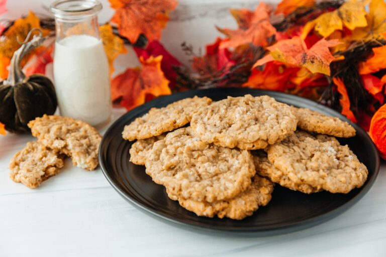 SaltedWhiteChocolateOatmealCookies-11-e1666570283507