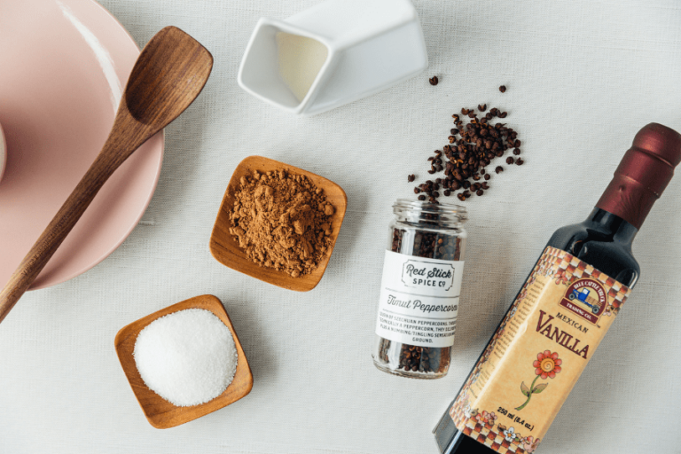 Timut-Hot-Chocolate-ingredient-flatlay-WEB