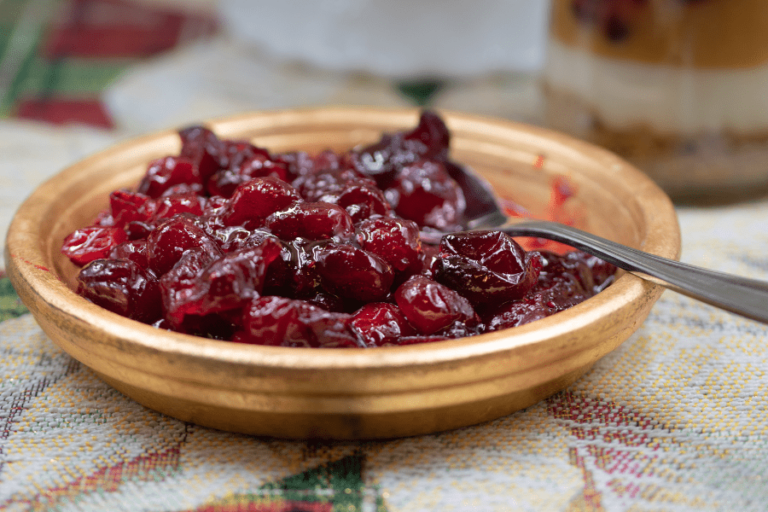 bourbon-vanilla-cranberry-sauce-WEB