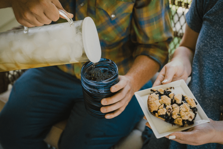 BLUEBERRY-crumb-bars-2-WEB