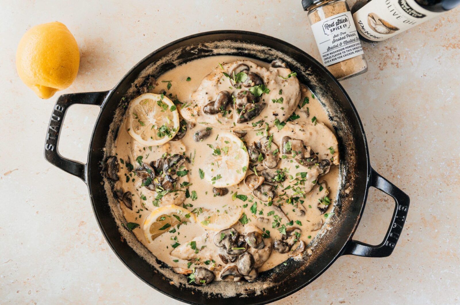 CHICKEN BREASTS WITH MUSHROOM CREAM SAUCE