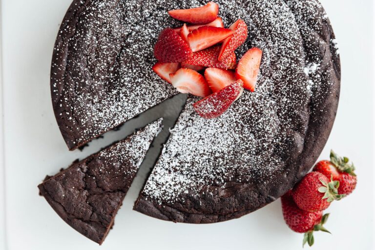 Flourless-Chocolate-Balsamic-Cake-3