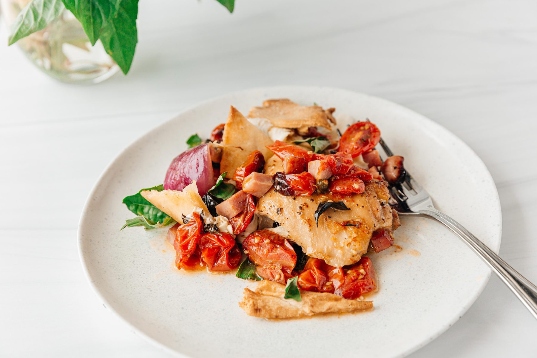 SHEET PAN PIZZA CHICKEN WITH PANCETTA, MOZZARELL & SPICY TOMATOES Recipe | Red Stick Spice