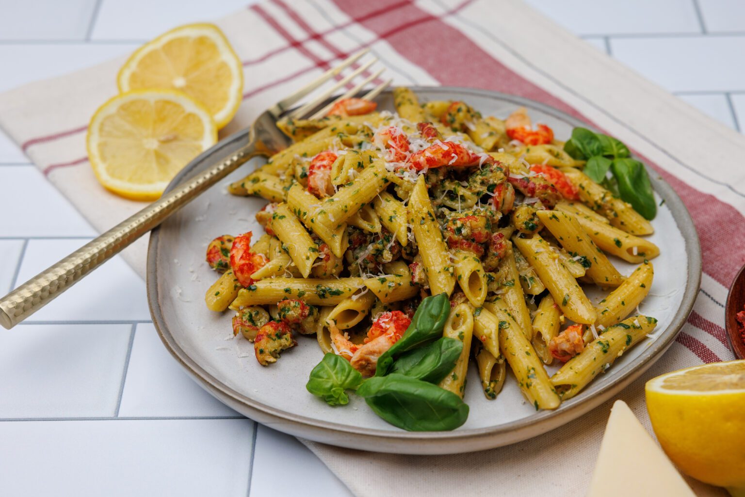 CRAWFISH & PESTO PASTA