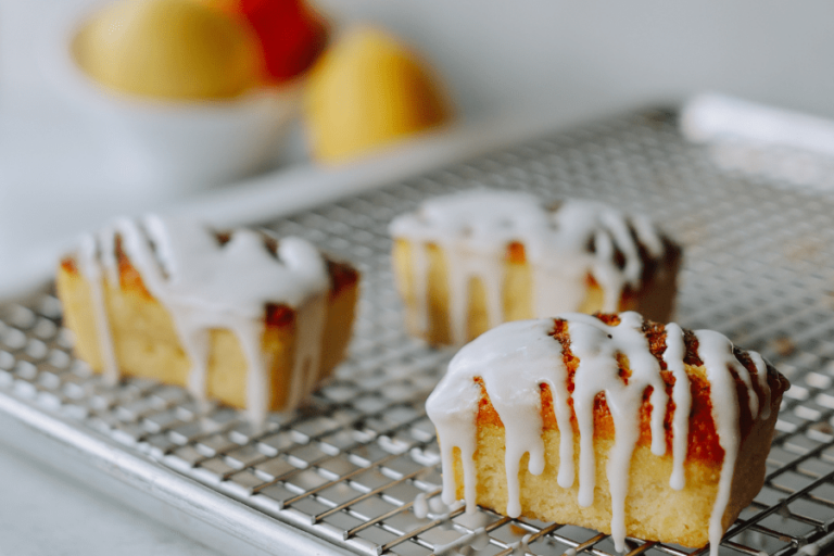 citrus-olive-oil-cake-plated-WEB