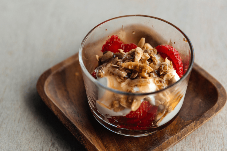 granola-parfait-WEB