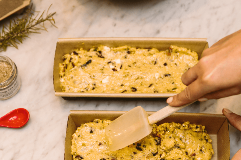 olive-oil-feta-bread-panning-WEB