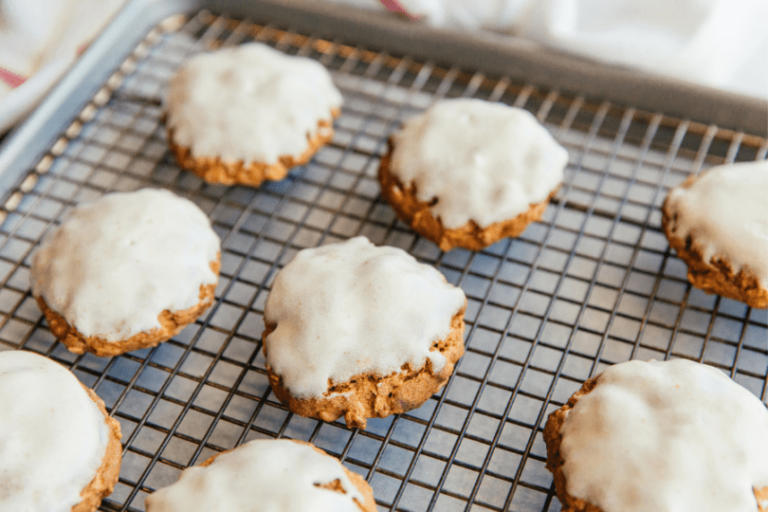 pumpkin-oatmeal-cookies-in-process-WEB-810x540