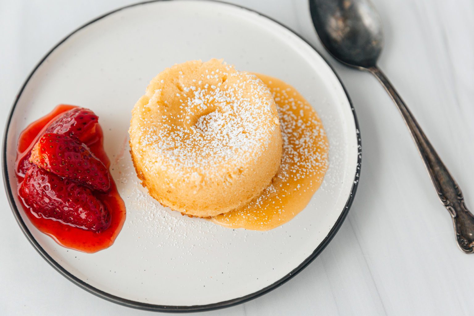 WHITE CHOCOLATE RASPBERRY LAVA CAKES Recipe | Red Stick Spice