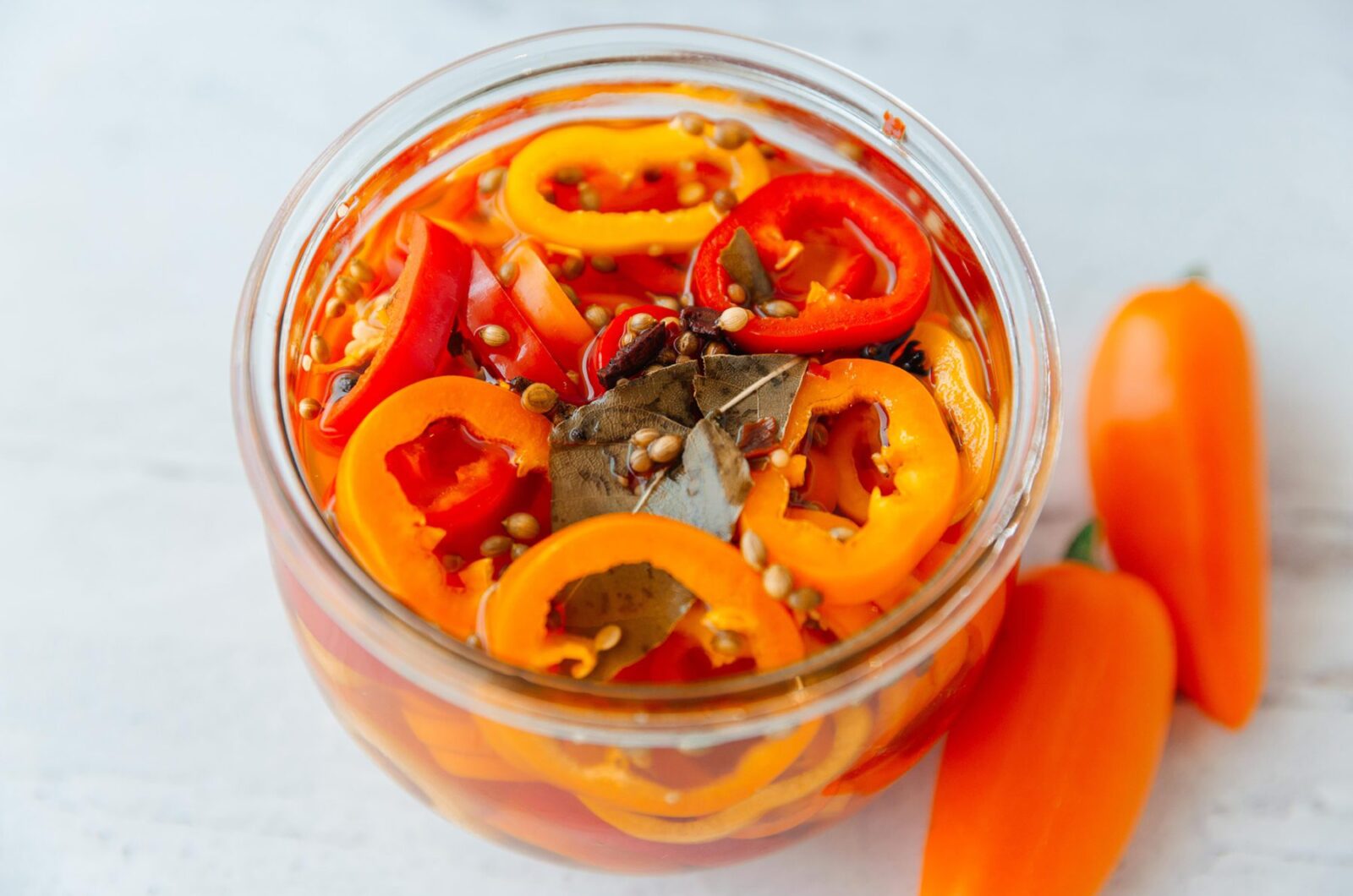 Quick Pickled Sweet Peppers