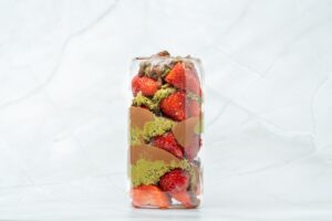 DUBAI CHOCOLATE STRAWBERRY CUPS Recipe | Red Stick Spice