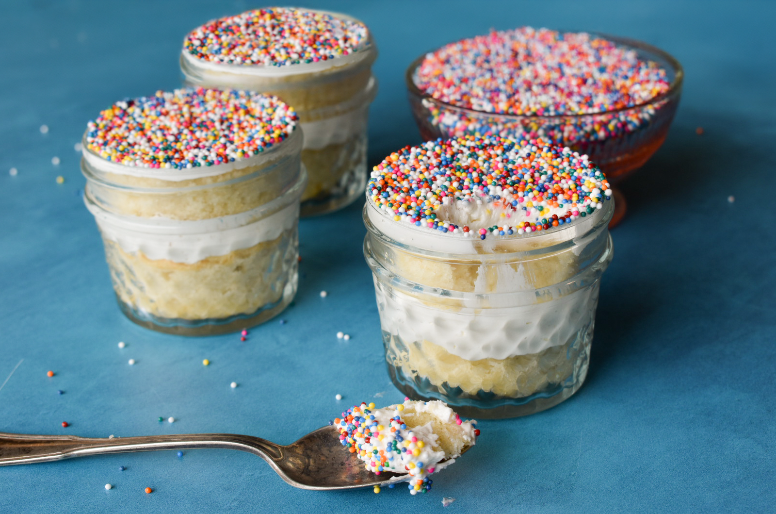 DOT CAKE
